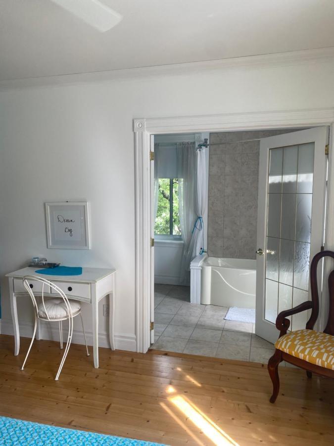 Auberge Incroyable Saint Adrien ภายนอก รูปภาพ