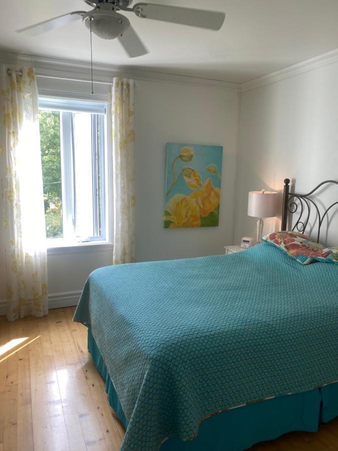 Auberge Incroyable Saint Adrien ภายนอก รูปภาพ